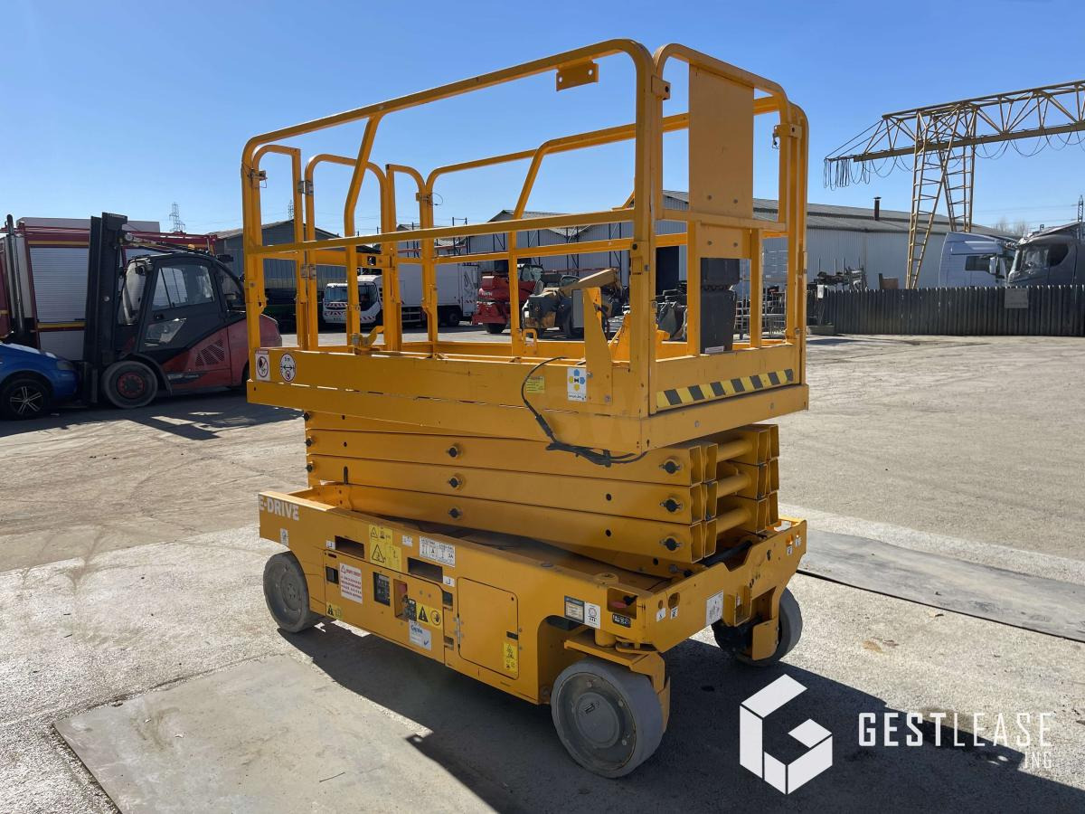 Genie GS-2646 - Scissor lift: picture 1 Genie GS-2646 - Scissor lift: picture 1