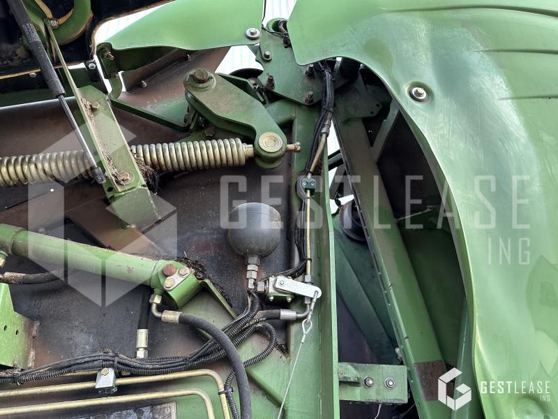 Krone COMPRIMA V 150 XC - Round baler: picture 5 Krone COMPRIMA V 150 XC - Round baler: picture 5