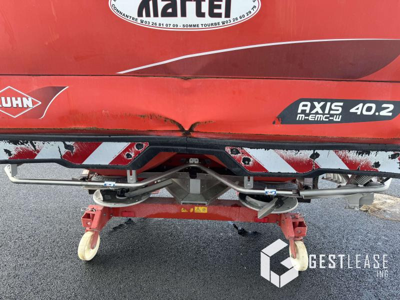 Kuhn AXIS 40.2 - Fertilizer spreader: picture 5 Kuhn AXIS 40.2 - Fertilizer spreader: picture 5