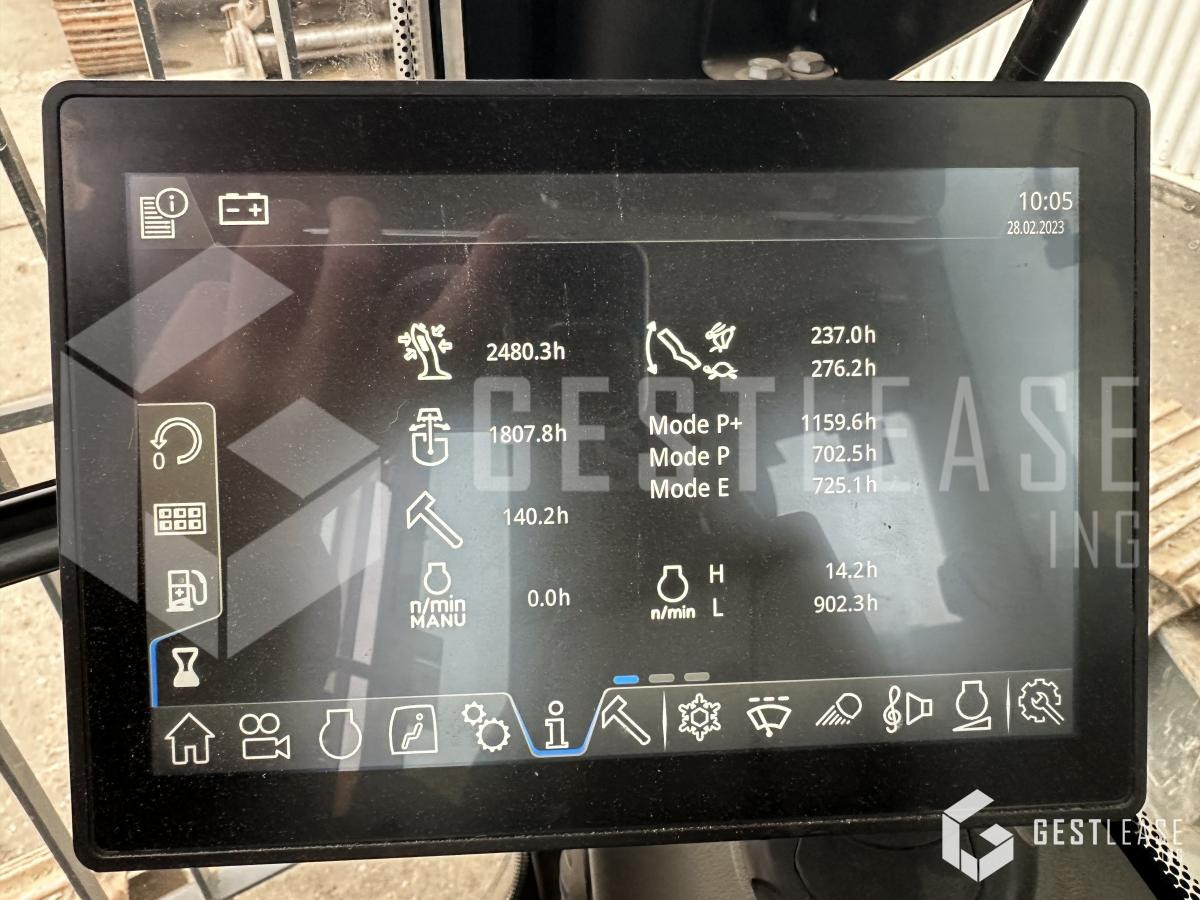 Crawler excavator Liebherr R930LC G8: picture 9 Crawler excavator Liebherr R930LC G8: picture 9