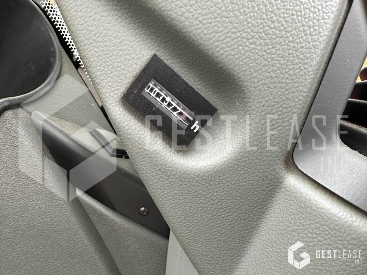 Crawler excavator Liebherr R930LC G8: picture 8 Crawler excavator Liebherr R930LC G8: picture 8