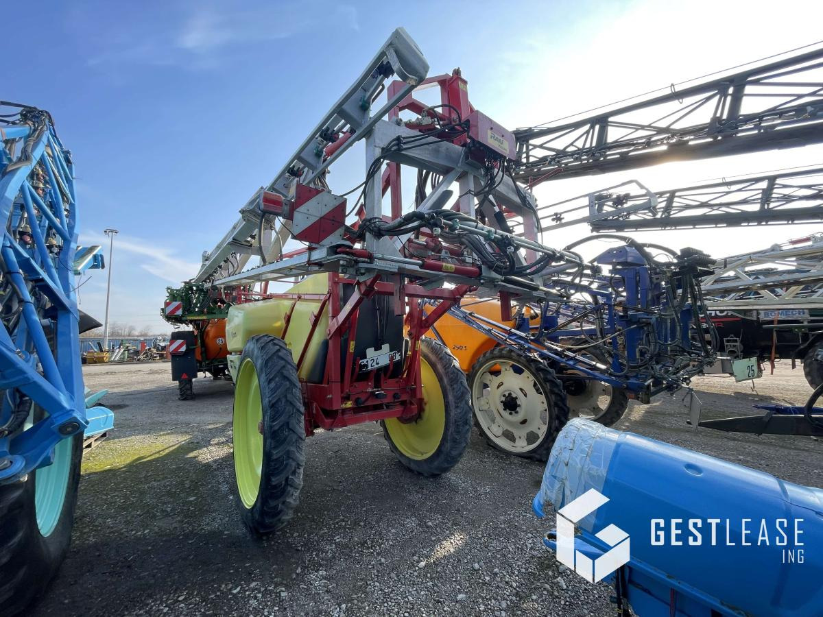 Rau SPRIDOTRAIN GVT 28 - Trailed sprayer: picture 3 Rau SPRIDOTRAIN GVT 28 - Trailed sprayer: picture 3