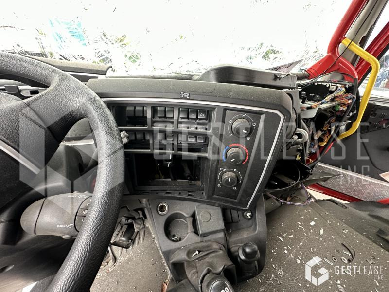 Fire truck Renault D-Series 250: picture 22