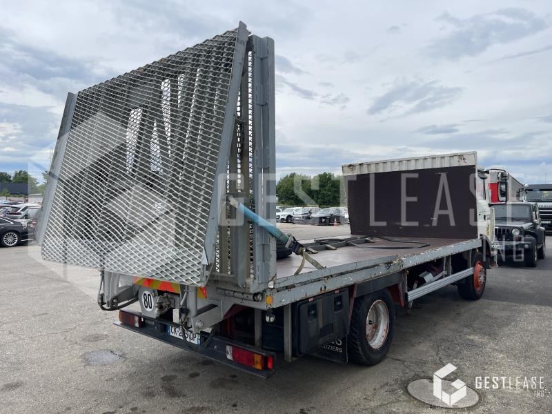 Renault Midlum 140.13 - Dropside/ Flatbed truck: picture 2 Renault Midlum 140.13 - Dropside/ Flatbed truck: picture 2