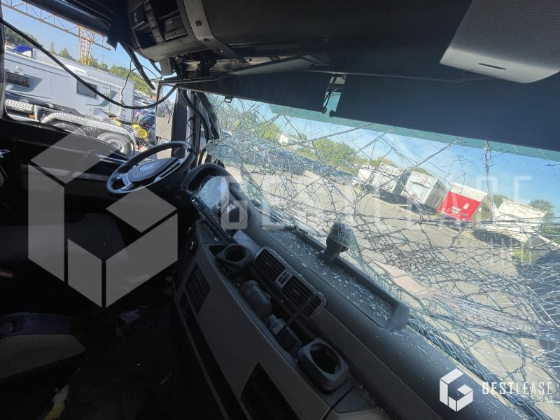 Tractor unit MAN TGX 18.500: picture 9