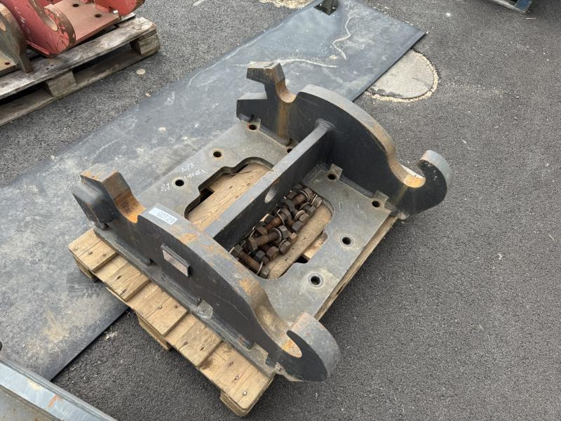VERACHTERT CW45 - Quick coupler for Construction machinery: picture 1 VERACHTERT CW45 - Quick coupler for Construction machinery: picture 1
