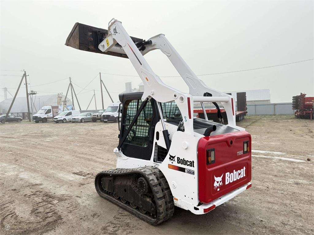 Bobcat T590 AirCondition , CE&EPA - Compact track loader: picture 4 Bobcat T590 AirCondition , CE&EPA - Compact track loader: picture 4