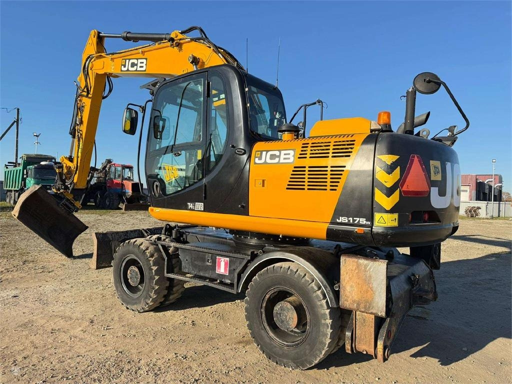 JCB JS 175 W T4i ENGCON + GRAPPLE - Wheel excavator: picture 3 JCB JS 175 W T4i ENGCON + GRAPPLE - Wheel excavator: picture 3