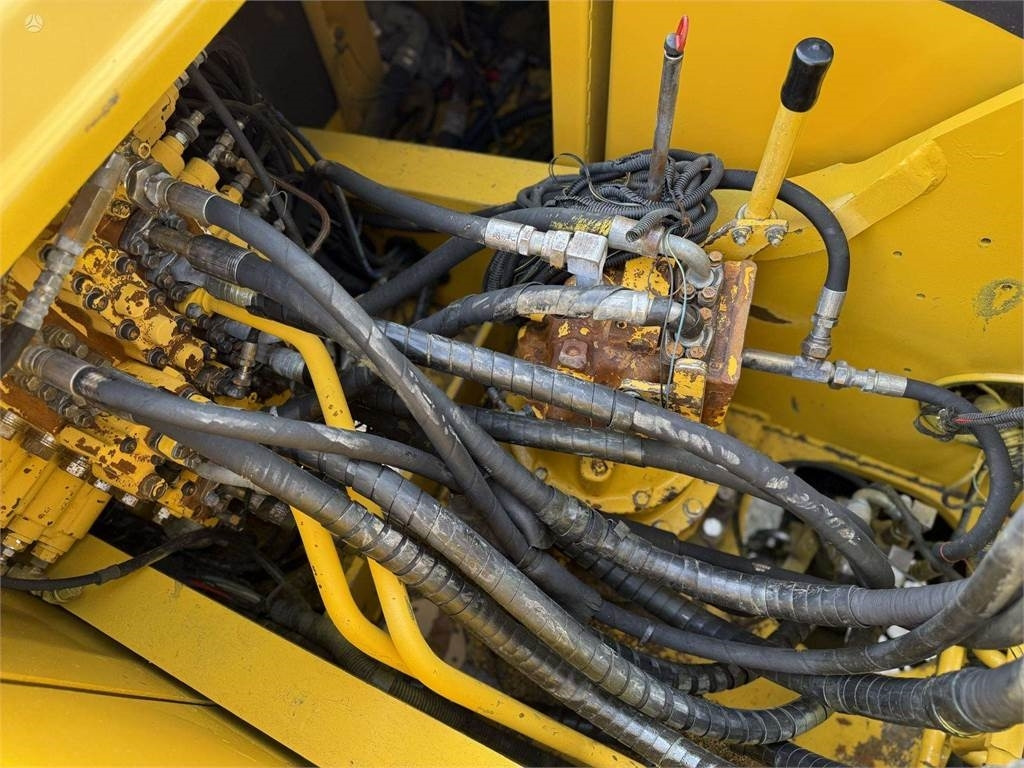 Crawler excavator Komatsu PC 210 LC-7 LONGREACH: picture 11