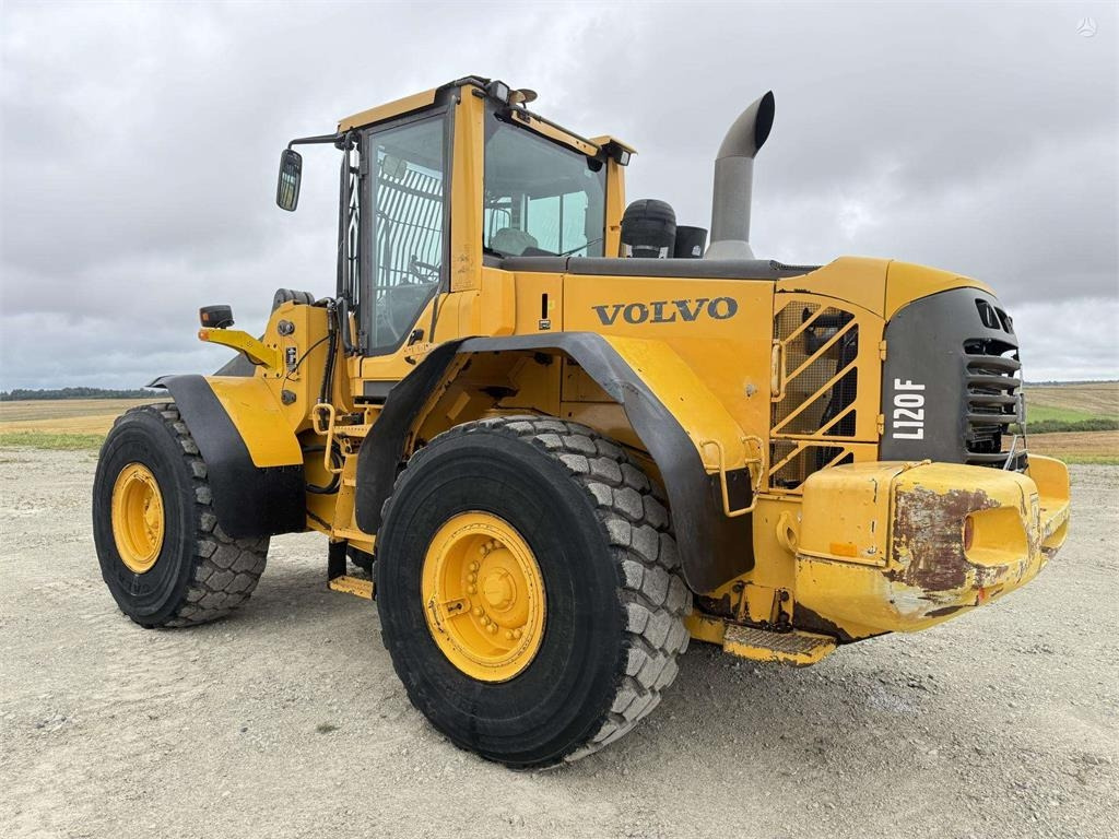 Volvo L 120 F , 4rd line , coupler - Wheel loader: picture 3 Volvo L 120 F , 4rd line , coupler - Wheel loader: picture 3