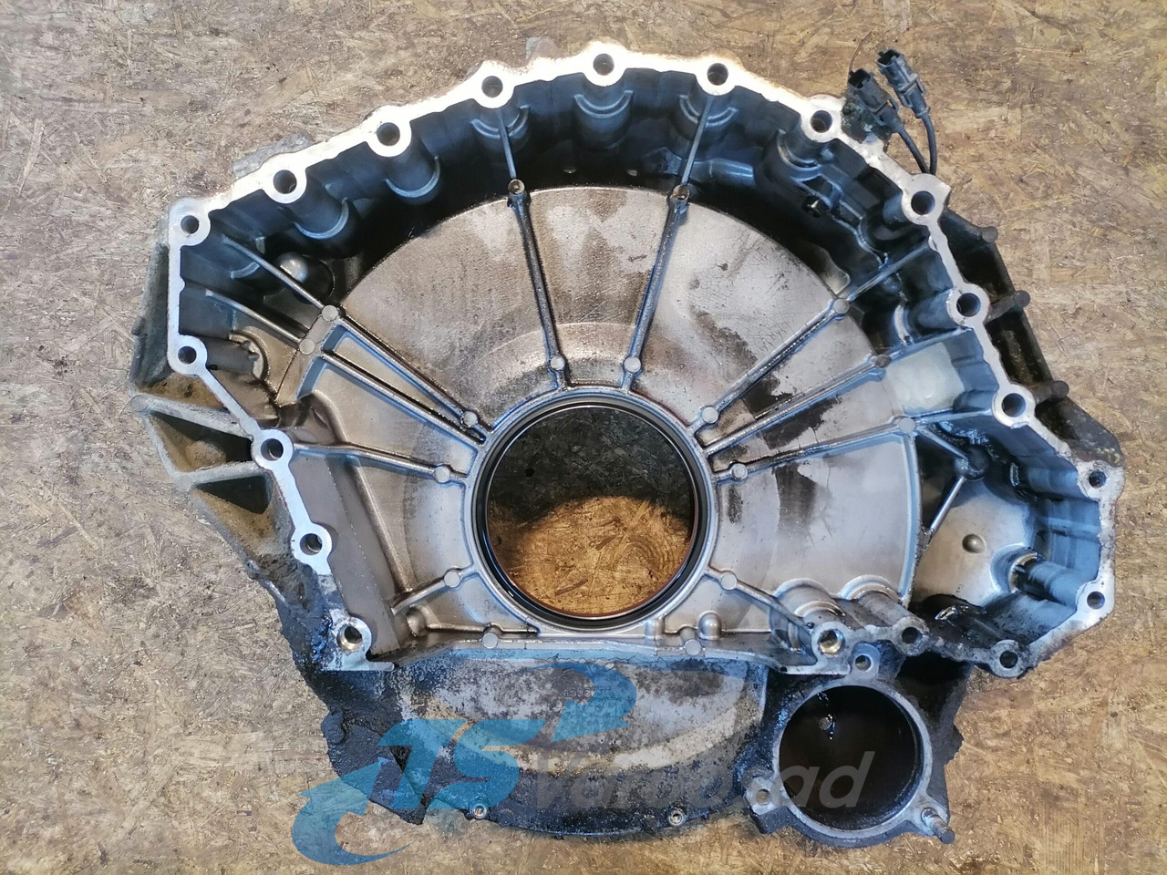 DAF Flywheel housing 1695375 - Flywheel for Truck: picture 3 DAF Flywheel housing 1695375 - Flywheel for Truck: picture 3