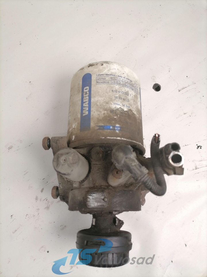 MAN Air dryer LA8212 - Brake valve for Truck: picture 2 MAN Air dryer LA8212 - Brake valve for Truck: picture 2