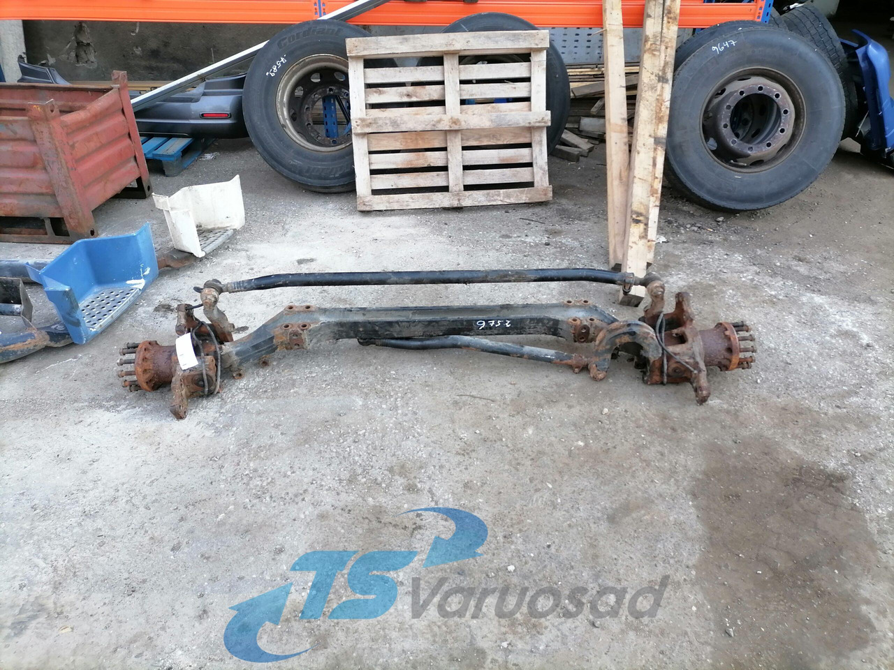 MAN Axel housing 81440017045 - Front axle for Truck: picture 1 MAN Axel housing 81440017045 - Front axle for Truck: picture 1