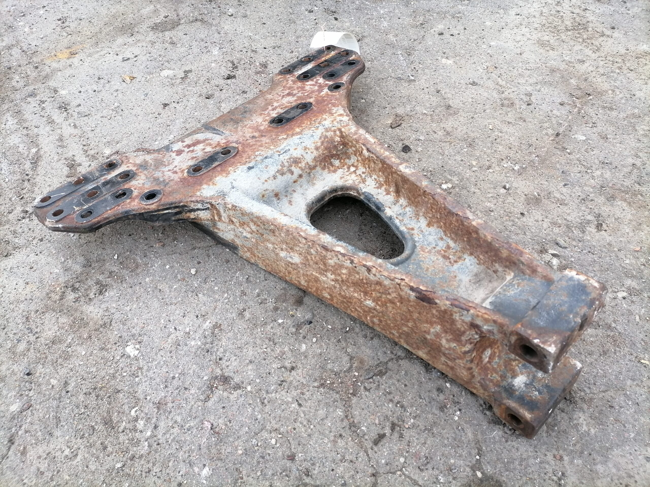 MAN Bracket 81432153025 - Suspension for Truck: picture 3 MAN Bracket 81432153025 - Suspension for Truck: picture 3
