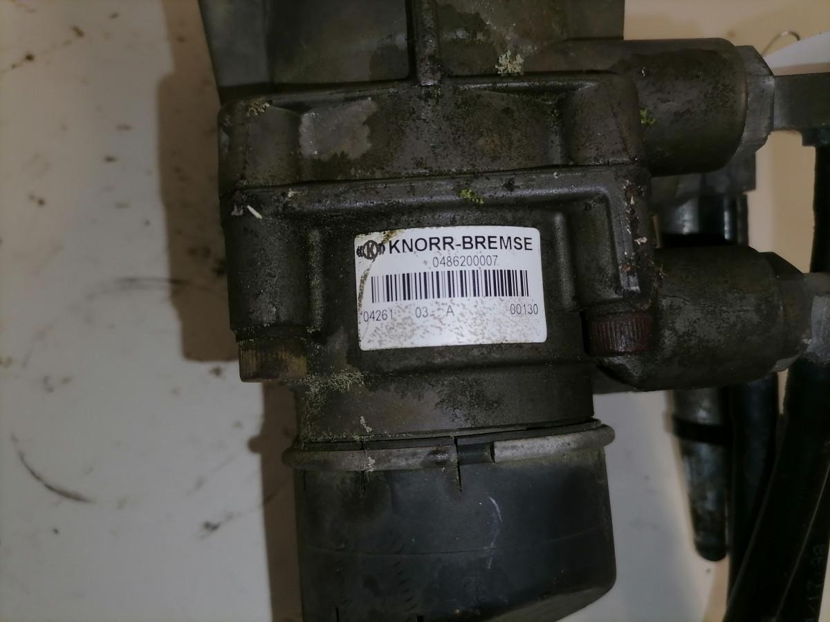 MAN Brake pressure control 0486200007 - Brake valve for Truck: picture 2 MAN Brake pressure control 0486200007 - Brake valve for Truck: picture 2