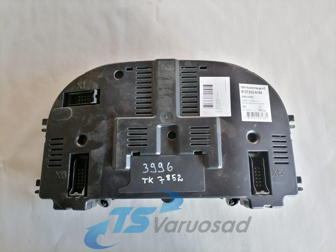 MAN Dashboard 81272026168 - Dashboard for Truck: picture 3 MAN Dashboard 81272026168 - Dashboard for Truck: picture 3