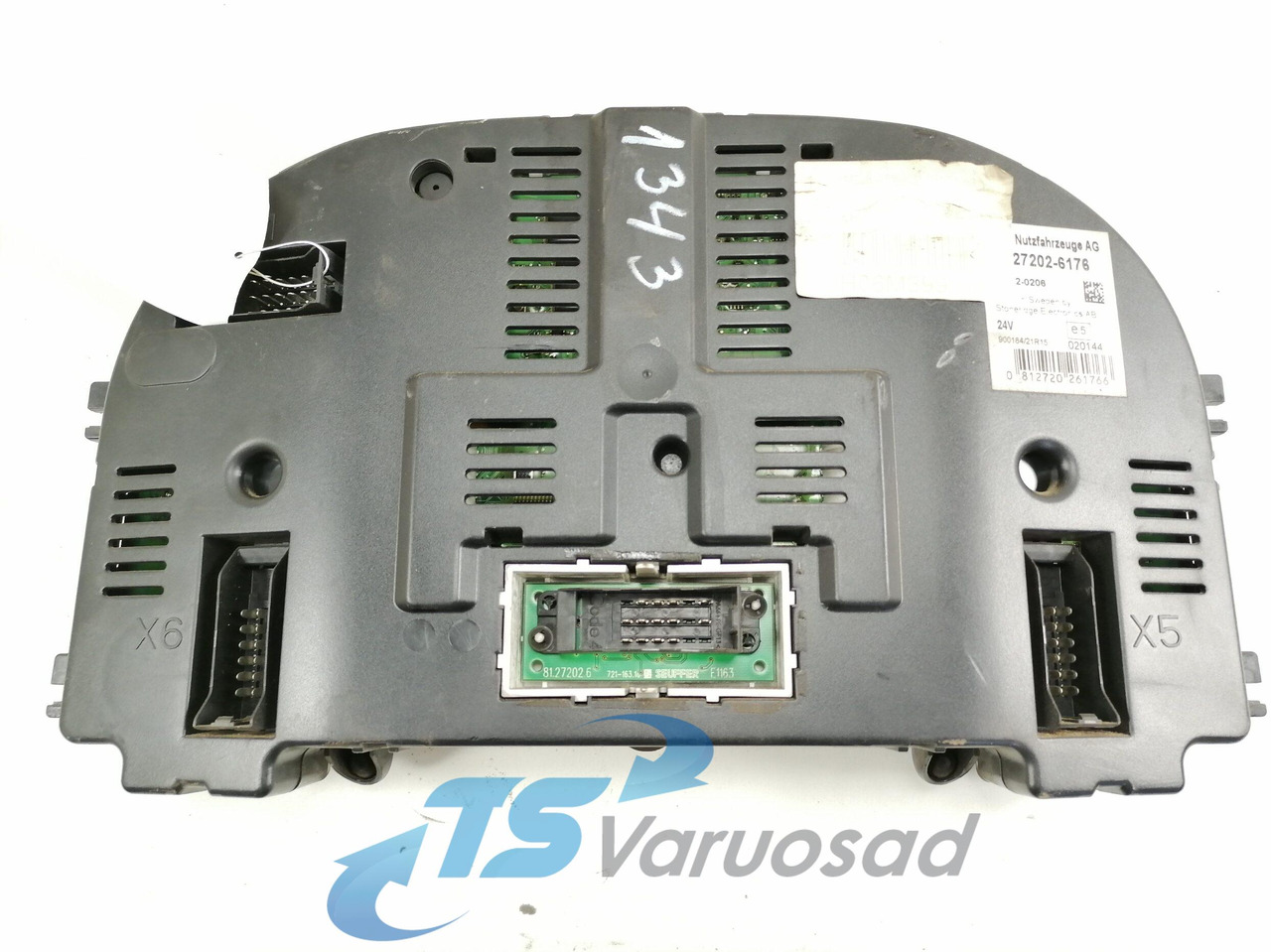 MAN Dashboard 81272026176 - Dashboard for Truck: picture 3 MAN Dashboard 81272026176 - Dashboard for Truck: picture 3