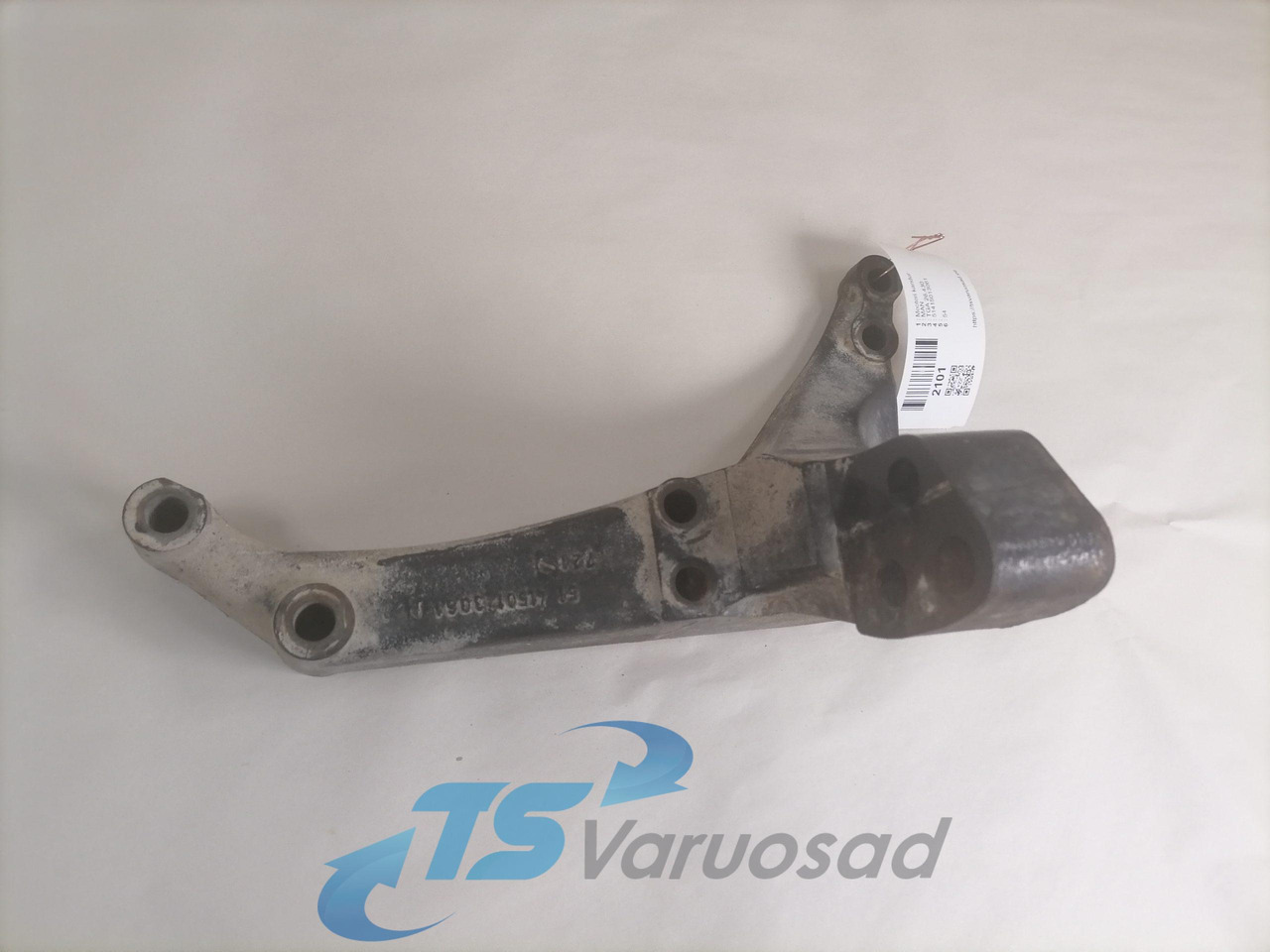 MAN Engine bracket 51415013061 - Engine and parts for Truck: picture 2 MAN Engine bracket 51415013061 - Engine and parts for Truck: picture 2
