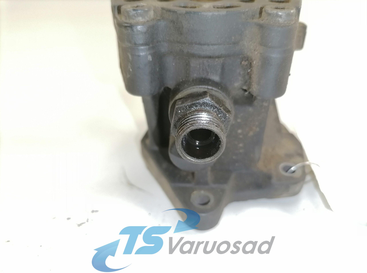 MAN Fuel supply pump 51121017141 - Fuel pump for Truck: picture 3 MAN Fuel supply pump 51121017141 - Fuel pump for Truck: picture 3