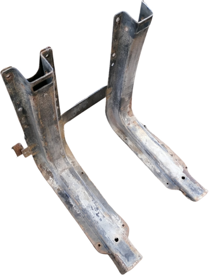 MAN Fuel tank bracket 81418015492 - Fuel tank for Truck: picture 1 MAN Fuel tank bracket 81418015492 - Fuel tank for Truck: picture 1