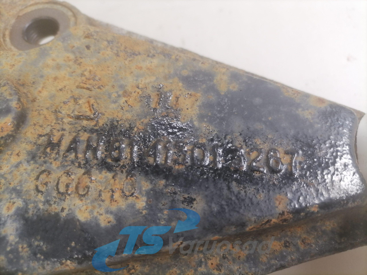 MAN Leaf spring bracket 81413013267 - Suspension for Truck: picture 2 MAN Leaf spring bracket 81413013267 - Suspension for Truck: picture 2