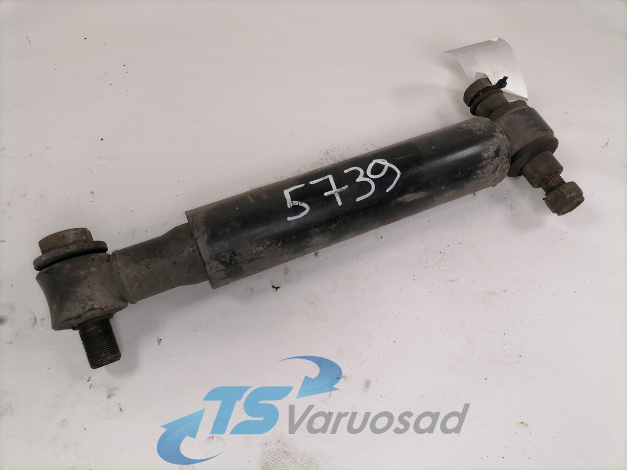 MAN Rear axel shock absorber 311480 - Shock absorber for Truck: picture 1 MAN Rear axel shock absorber 311480 - Shock absorber for Truck: picture 1