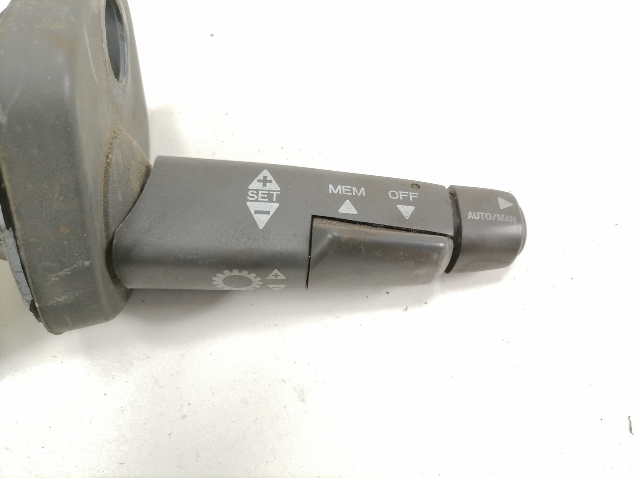 MAN Switch, cruise control 255090078 - Electrical system for Truck: picture 2 MAN Switch, cruise control 255090078 - Electrical system for Truck: picture 2