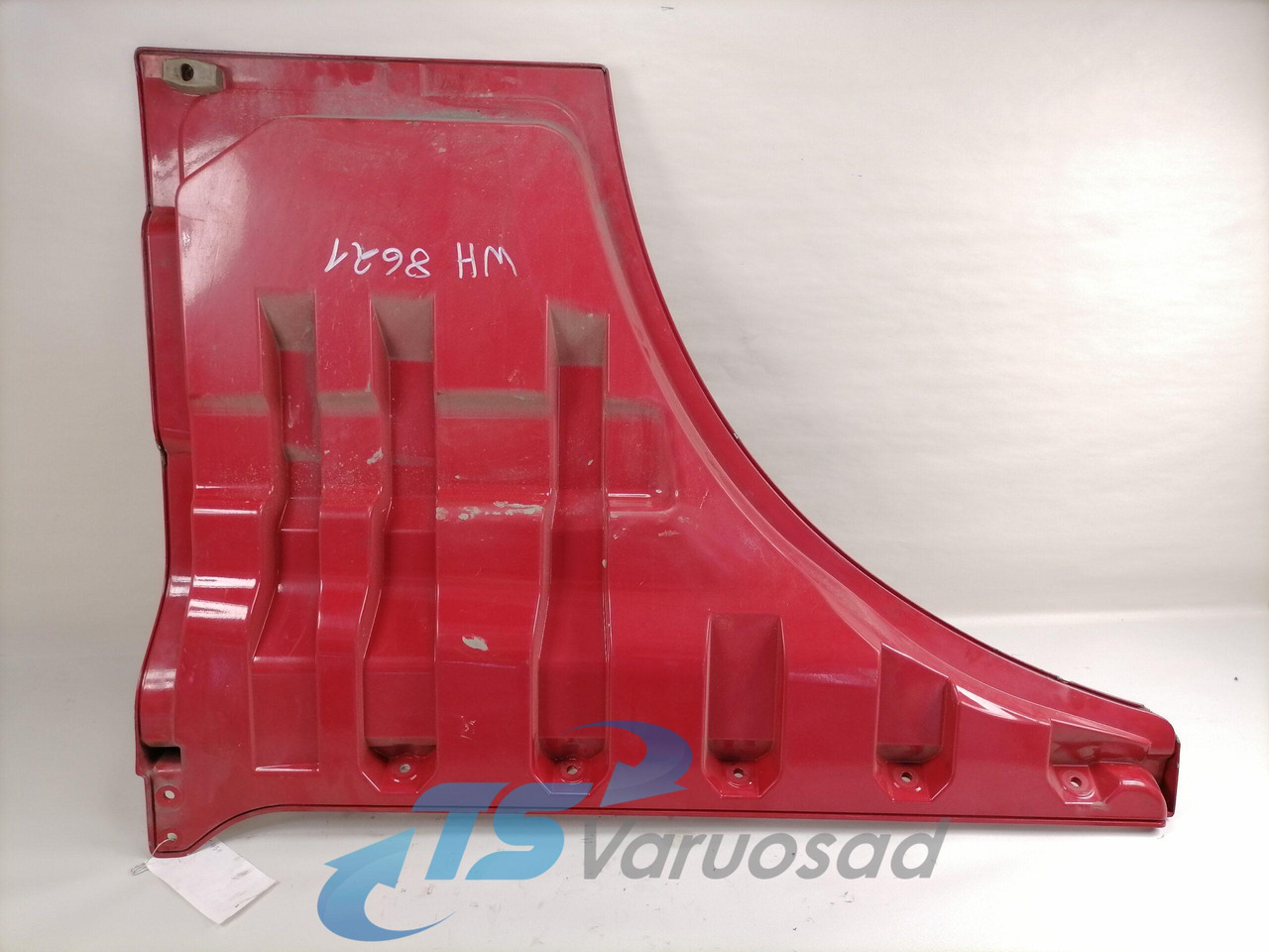 MAN Ukse pikendus, vasak 81626100019 - Door and parts for Truck: picture 2 MAN Ukse pikendus, vasak 81626100019 - Door and parts for Truck: picture 2
