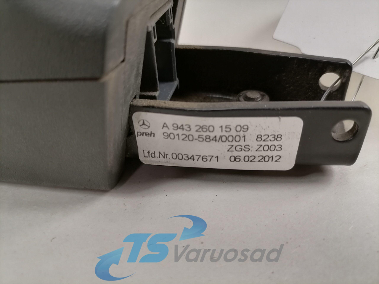 MB Gear control 9432601509 - Gearbox and parts for Truck: picture 4 MB Gear control 9432601509 - Gearbox and parts for Truck: picture 4