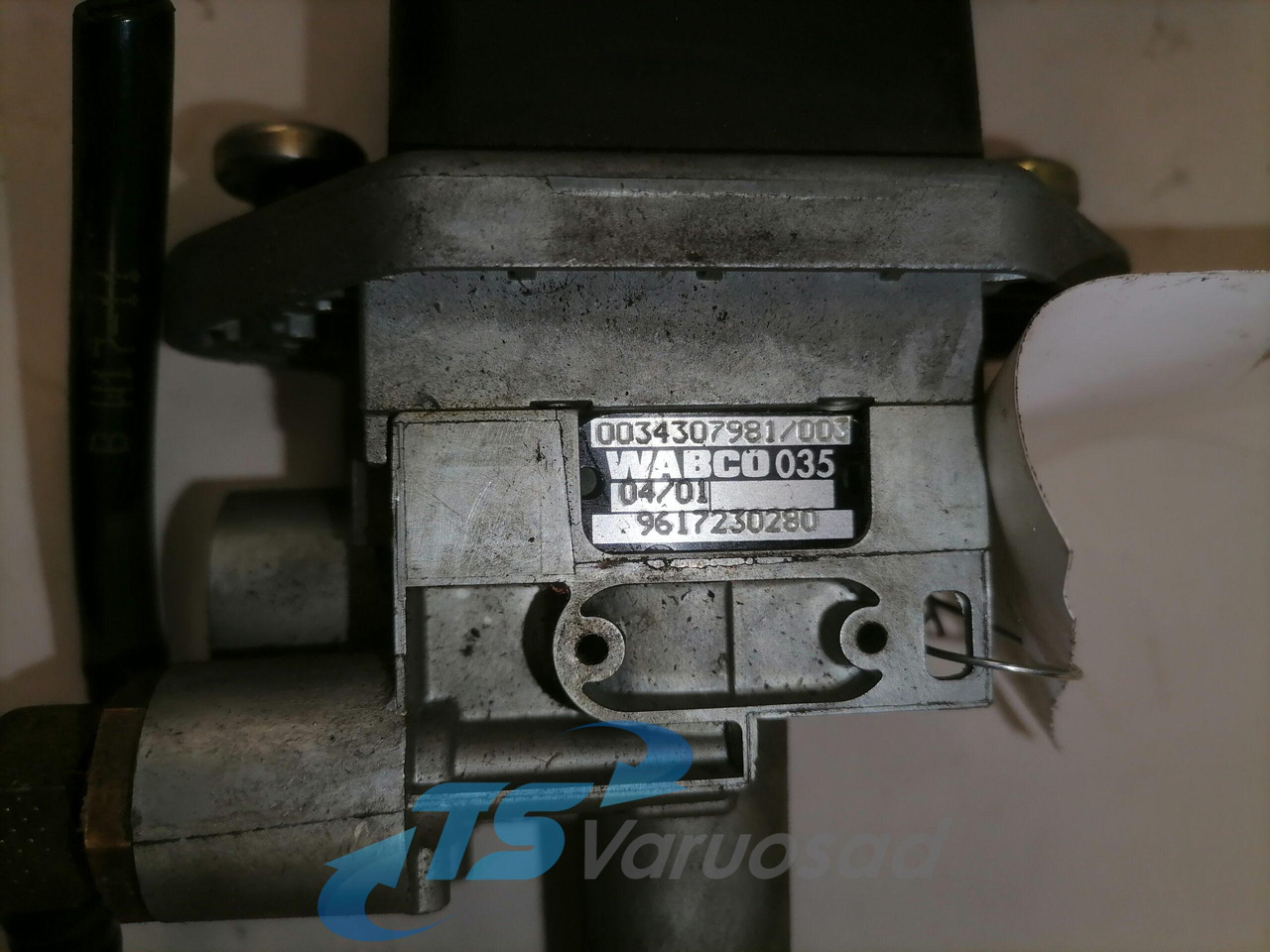 MB Handbrake control lever 9617230280 - Universal part for Truck: picture 3 MB Handbrake control lever 9617230280 - Universal part for Truck: picture 3