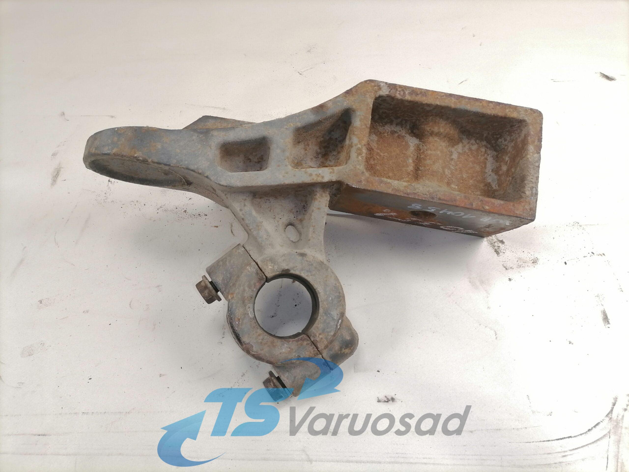 Mercedes-Benz Anti-roll bar bracket A9433234784 - Anti-roll bar for Truck: picture 2 Mercedes-Benz Anti-roll bar bracket A9433234784 - Anti-roll bar for Truck: picture 2