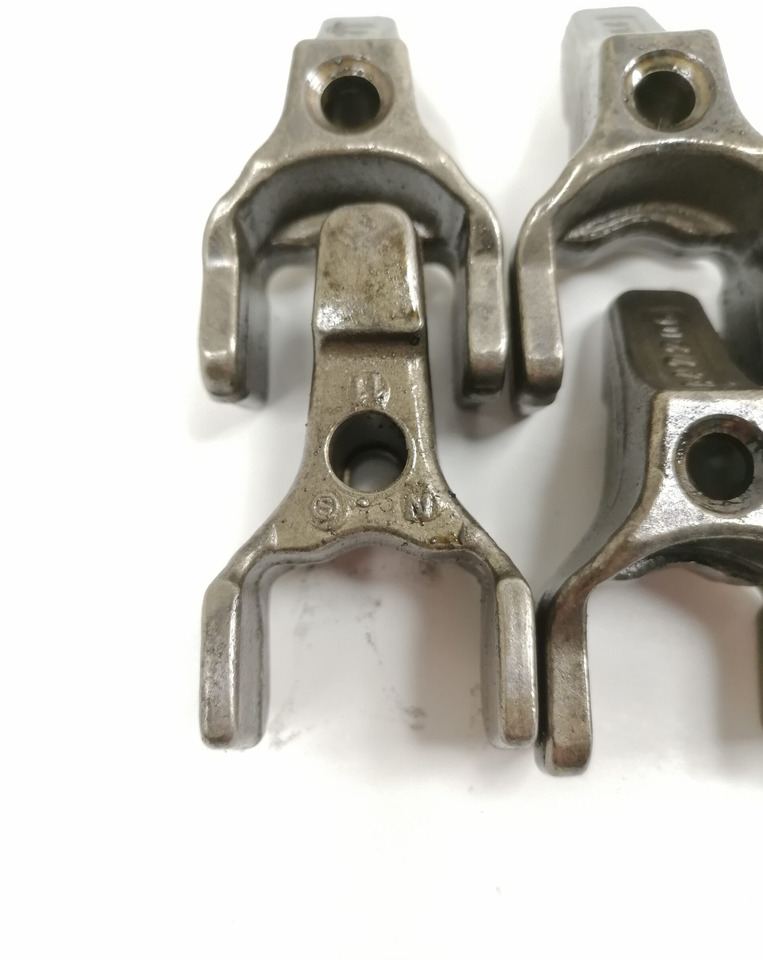 Mercedes-Benz Injector holder A4720780135 - Fuel pump for Truck: picture 3 Mercedes-Benz Injector holder A4720780135 - Fuel pump for Truck: picture 3