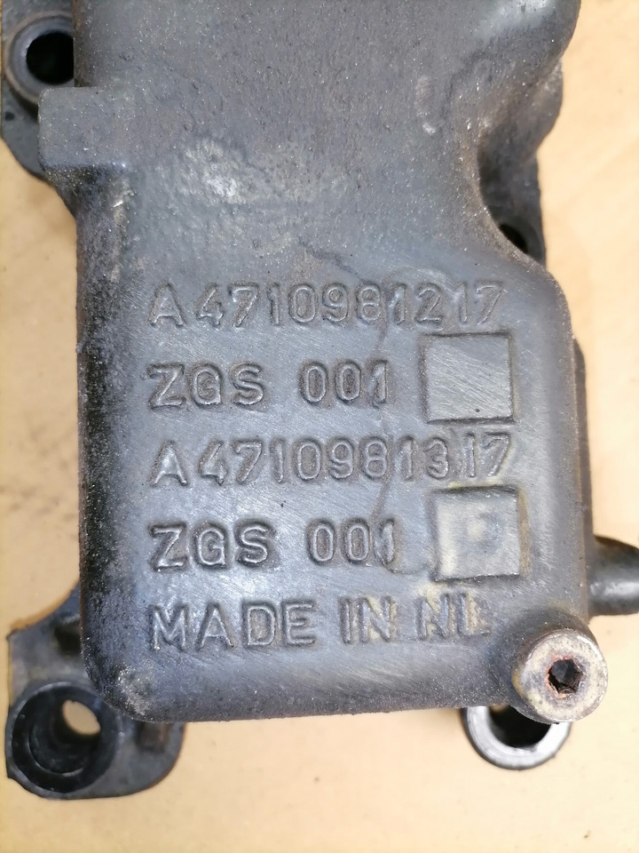 Mercedes-Benz Intake mainfold A4710981217 - Intake manifold for Truck: picture 5 Mercedes-Benz Intake mainfold A4710981217 - Intake manifold for Truck: picture 5