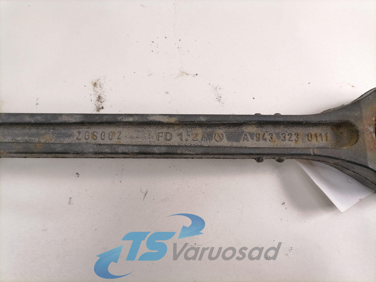 Mercedes-Benz Stabilisaatorvarda liigend A9433230111 - Anti-roll bar for Truck: picture 4 Mercedes-Benz Stabilisaatorvarda liigend A9433230111 - Anti-roll bar for Truck: picture 4
