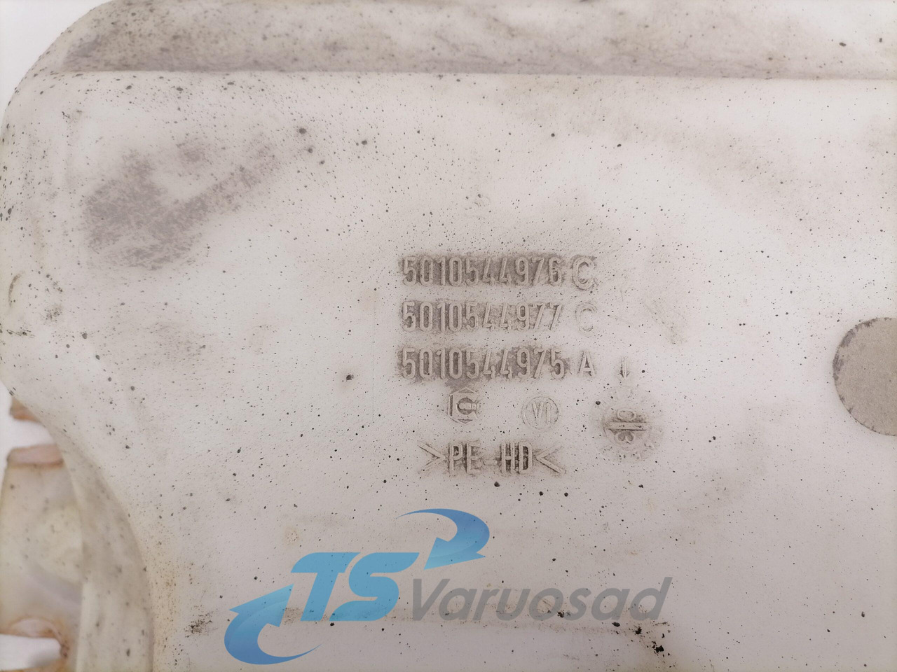 Renault Windscreen washer fluid tank 5010544976 - Wiper for Truck: picture 4 Renault Windscreen washer fluid tank 5010544976 - Wiper for Truck: picture 4
