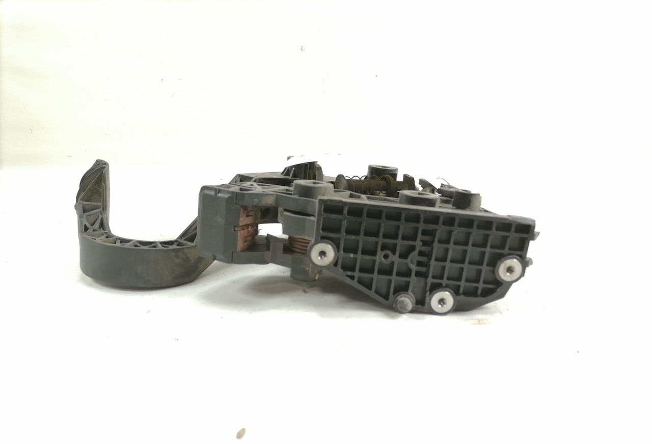 Scania Accelerator pedal 2395418 - Fuel system for Truck: picture 4 Scania Accelerator pedal 2395418 - Fuel system for Truck: picture 4