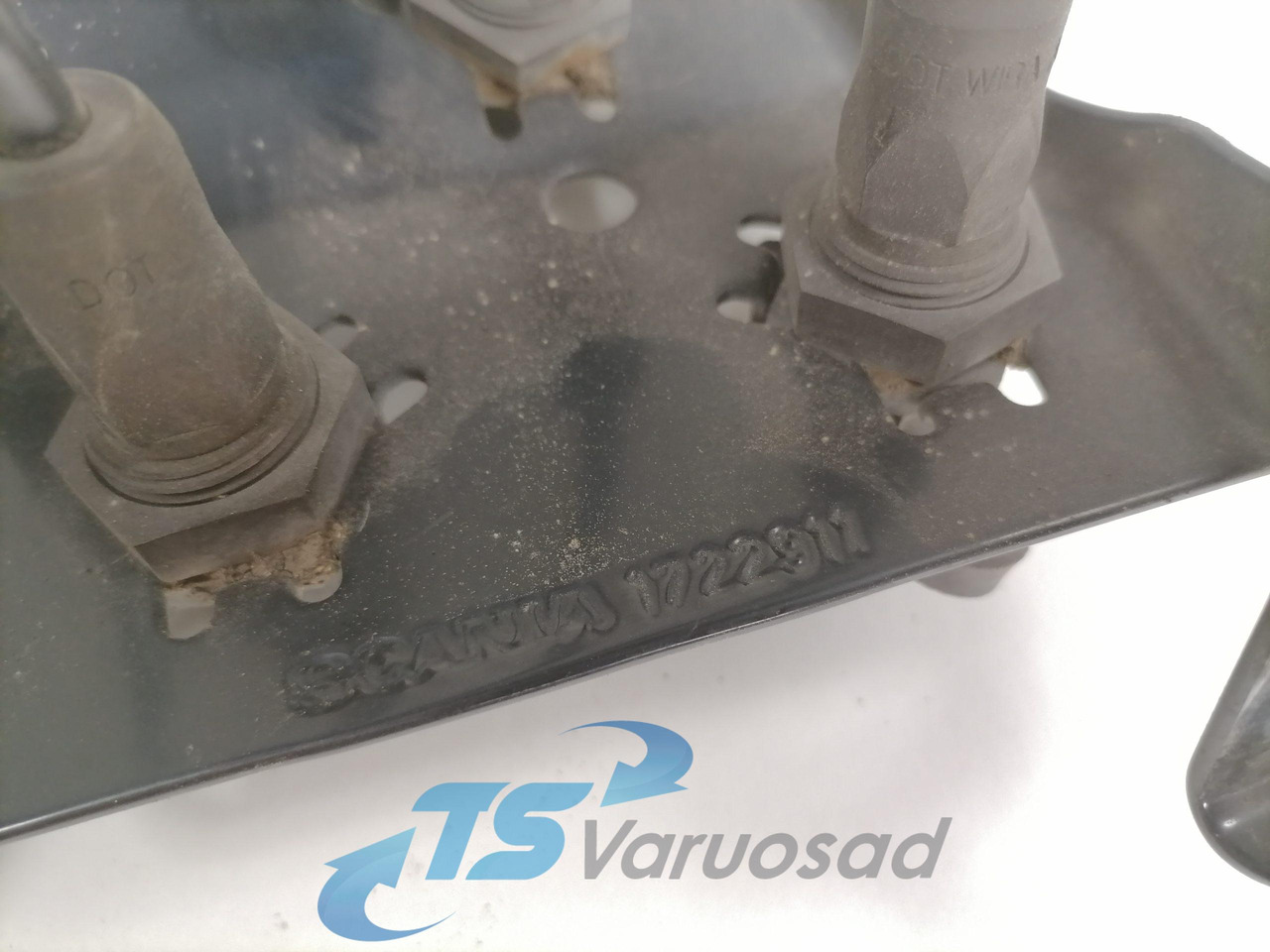 Scania Bracket 1722911 - Frame/ Chassis for Truck: picture 4 Scania Bracket 1722911 - Frame/ Chassis for Truck: picture 4