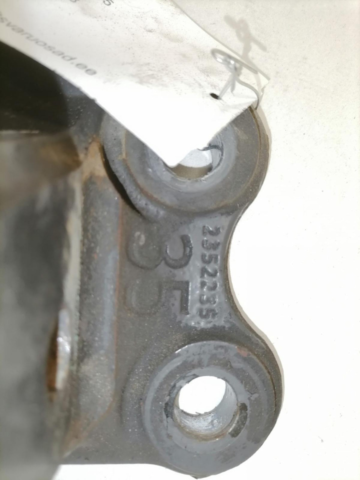Scania Bracket 2352235 - Frame/ Chassis for Truck: picture 3 Scania Bracket 2352235 - Frame/ Chassis for Truck: picture 3