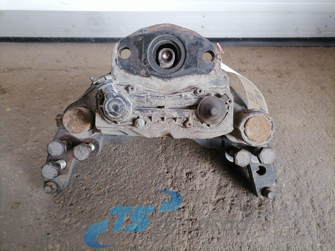 Scania Brake caliper 1744250 - Brake parts for Truck: picture 3 Scania Brake caliper 1744250 - Brake parts for Truck: picture 3