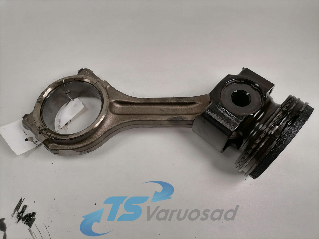 Scania Connecting rod + piston 2190306 - Piston/ Ring/ Bushing for Truck: picture 3 Scania Connecting rod + piston 2190306 - Piston/ Ring/ Bushing for Truck: picture 3