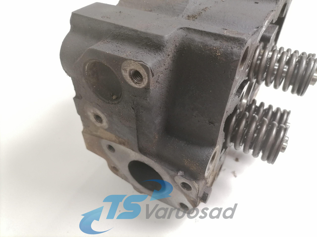 Scania Cylinder head, HPI 1804716 - Cylinder head for Truck: picture 3 Scania Cylinder head, HPI 1804716 - Cylinder head for Truck: picture 3