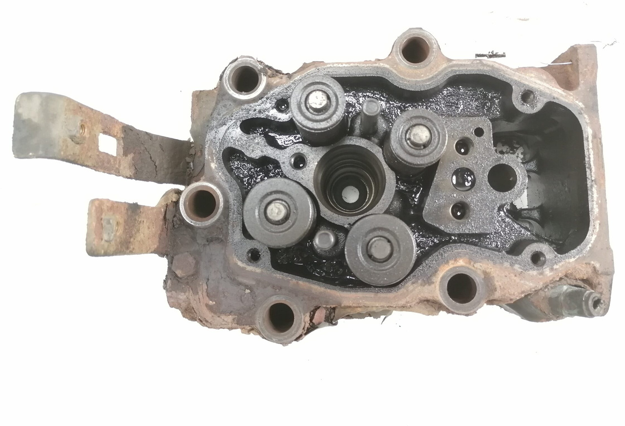 Scania Cylinder head, HPI 1804716 - Cylinder head for Truck: picture 3 Scania Cylinder head, HPI 1804716 - Cylinder head for Truck: picture 3