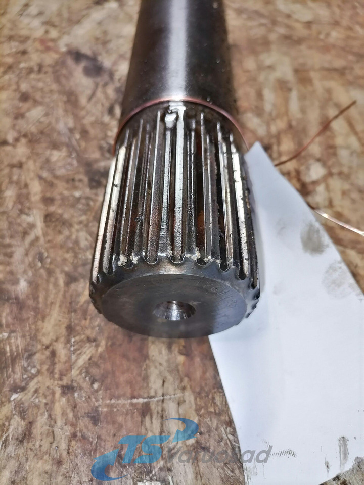 Scania Drive shaft 1761195 - Drive shaft for Truck: picture 3 Scania Drive shaft 1761195 - Drive shaft for Truck: picture 3