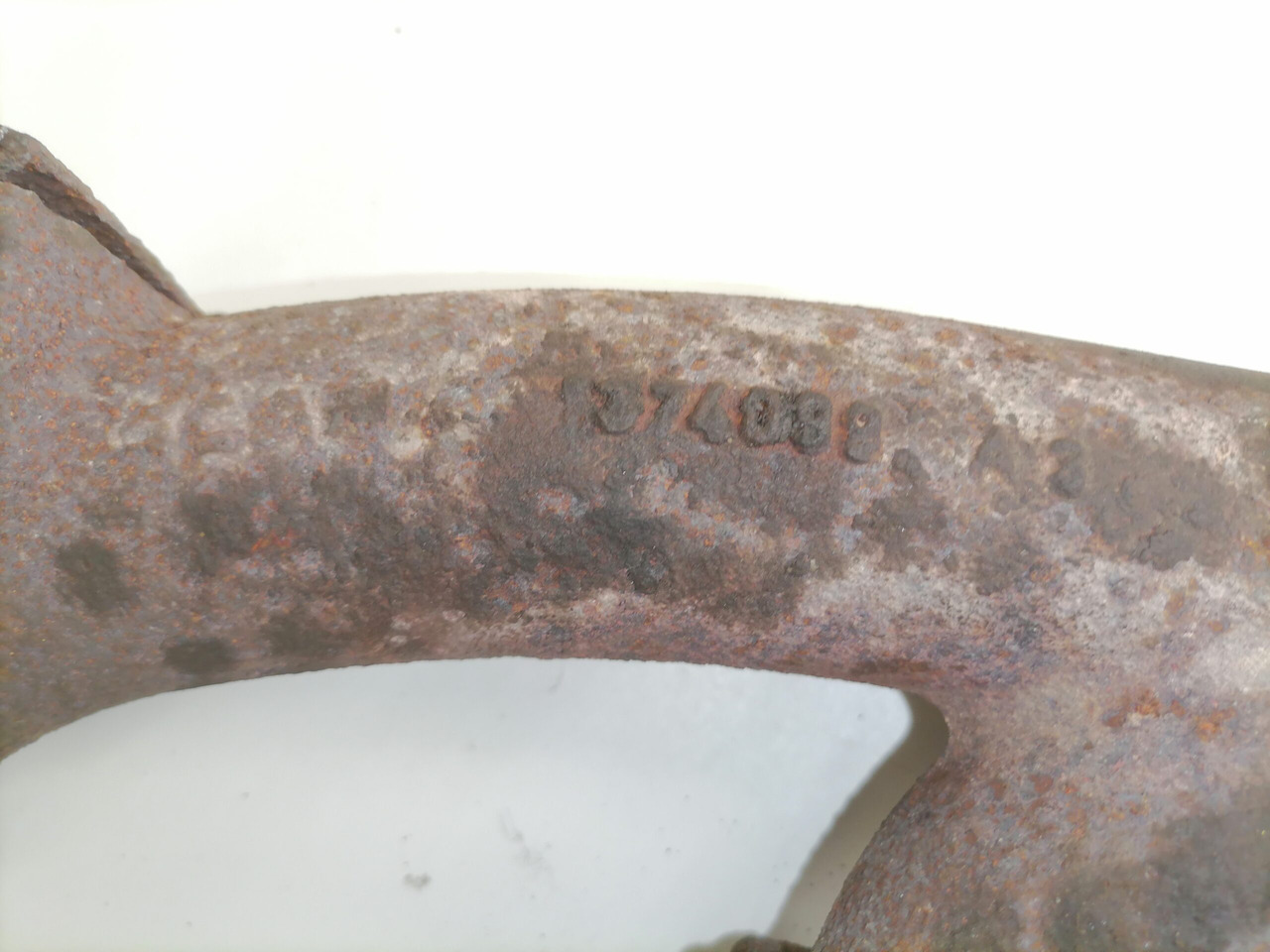 Scania Exhaust mainfold 1374099 - Exhaust manifold for Truck: picture 4 Scania Exhaust mainfold 1374099 - Exhaust manifold for Truck: picture 4