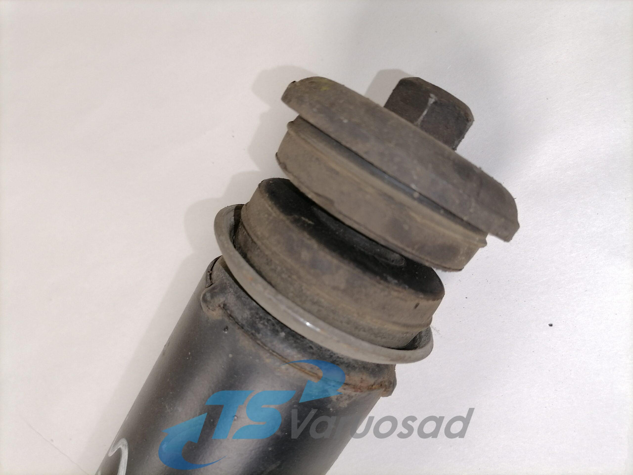 Scania First axel shock absorber 310783 - Shock absorber for Truck: picture 3 Scania First axel shock absorber 310783 - Shock absorber for Truck: picture 3