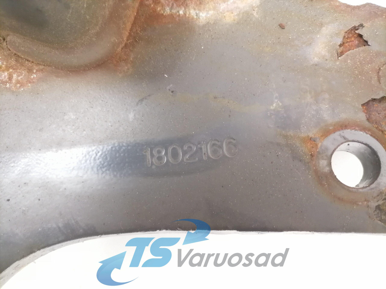 Scania Front bumper carrier 1802166 - Bumper for Truck: picture 2 Scania Front bumper carrier 1802166 - Bumper for Truck: picture 2
