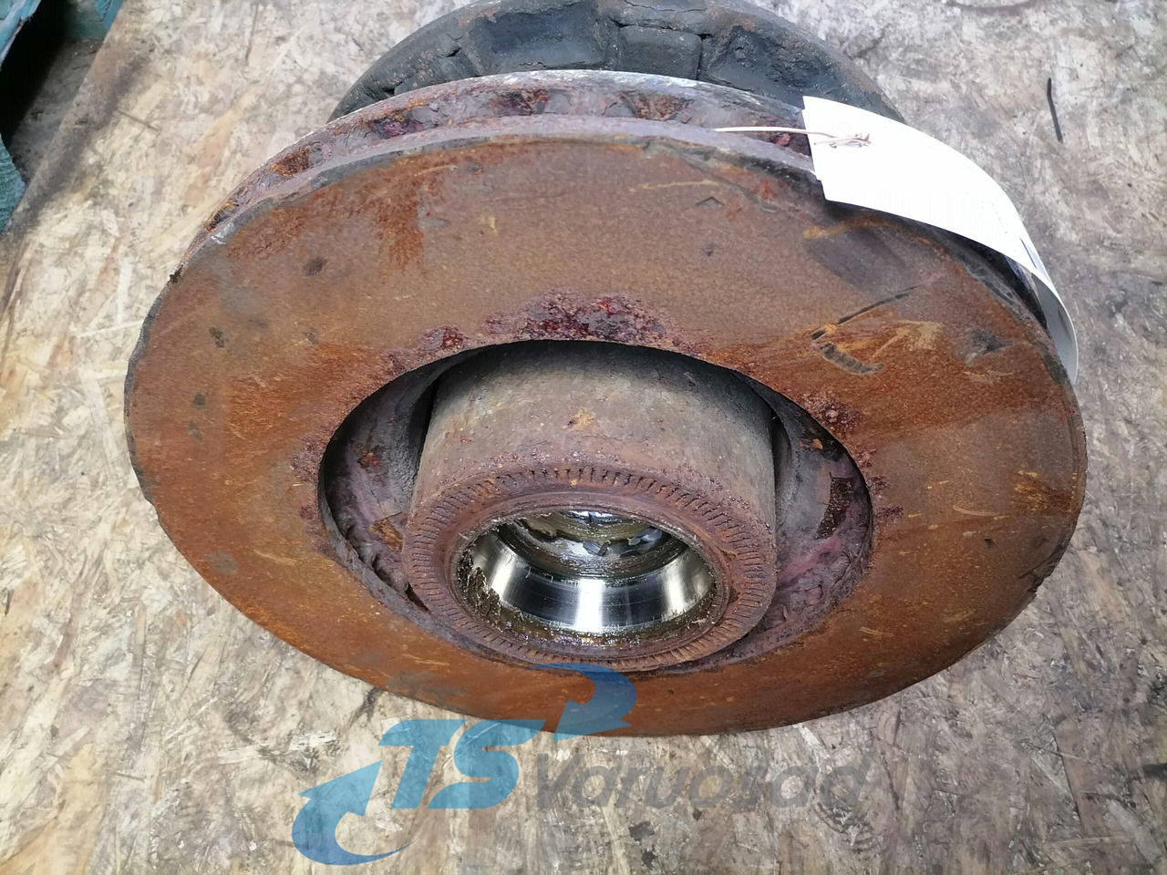 Scania Front hub 1480933 - Wheel hub for Truck: picture 3 Scania Front hub 1480933 - Wheel hub for Truck: picture 3