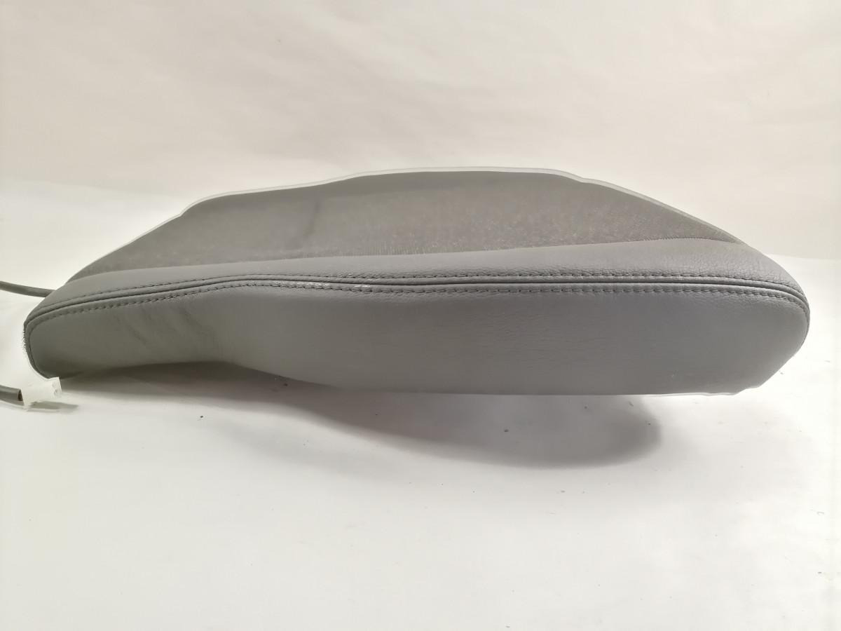 Scania Istmepadi (taastatud) 2189697 - Seat for Truck: picture 3 Scania Istmepadi (taastatud) 2189697 - Seat for Truck: picture 3