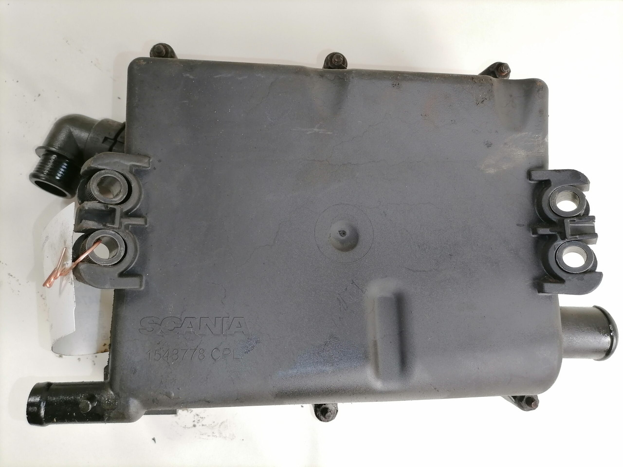 Scania Karterituulutusfiltri korpus 1543778 - Crankcase for Truck: picture 3 Scania Karterituulutusfiltri korpus 1543778 - Crankcase for Truck: picture 3