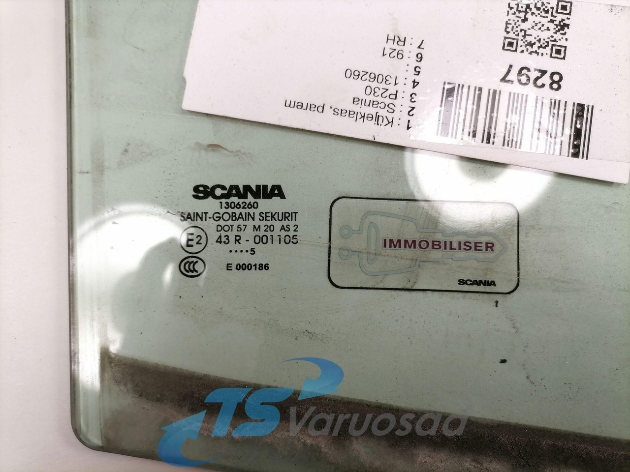 Scania Küljeklaas, parem 1306260 - Window and parts for Truck: picture 2 Scania Küljeklaas, parem 1306260 - Window and parts for Truck: picture 2